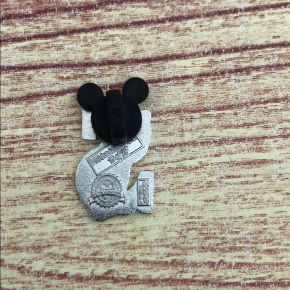 Simba Disney Trading Pin - Picture 2 of 3